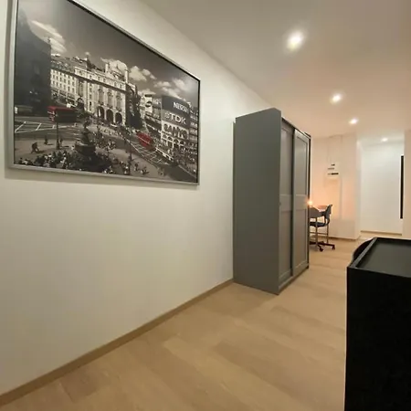 101 Beffroi Apartment *