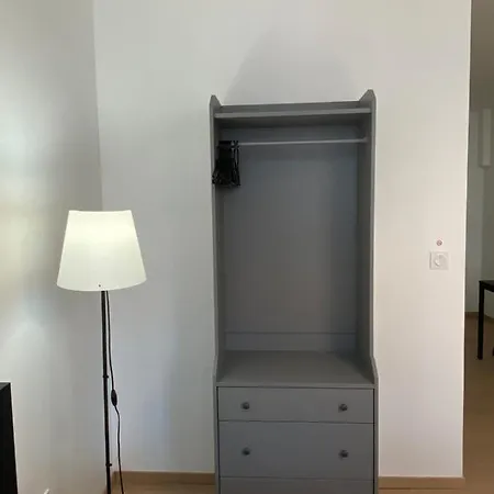 101 Beffroi Apartment *